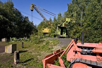 Old machines that were used to process basalt. Ettringer Ley quarry. (Photo: Tobias Schorr)